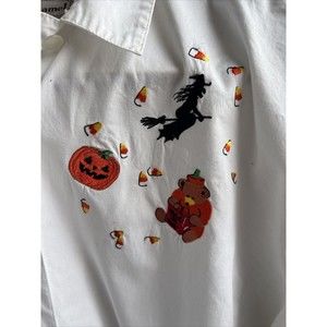 Bechamel Halloween Embroidered Button Down Shirt. Size 18